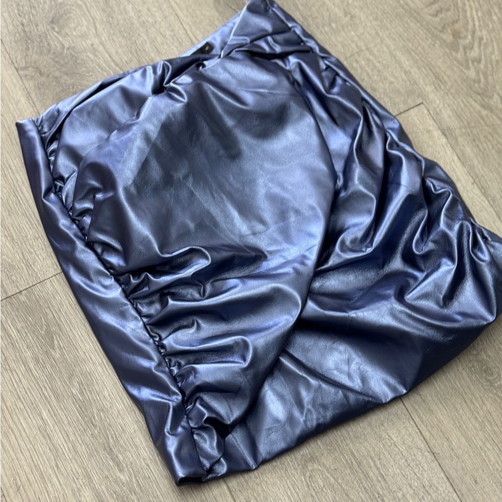 Micas metallic Blue Ruched Mini Skirt NWOT
